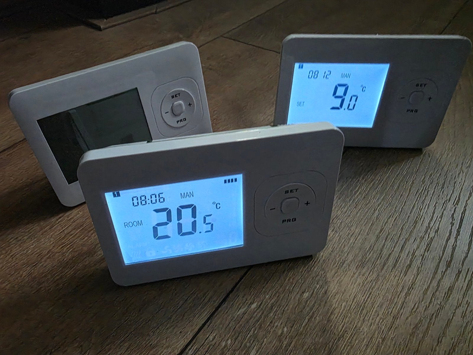 Hotowell digitale programmeerbare thermostaat 3 stuks, Ophalen of Verzenden, Minder dan 60 cm, Minder dan 30 cm