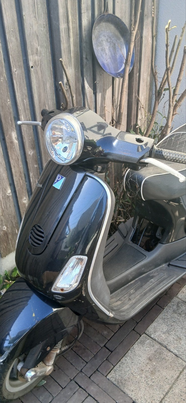 Te koop zwarte Vespa lx 50 voor onderdelen., Fietsen en Brommers, Ophalen, Gebruikt, Benzine, Vespa LX