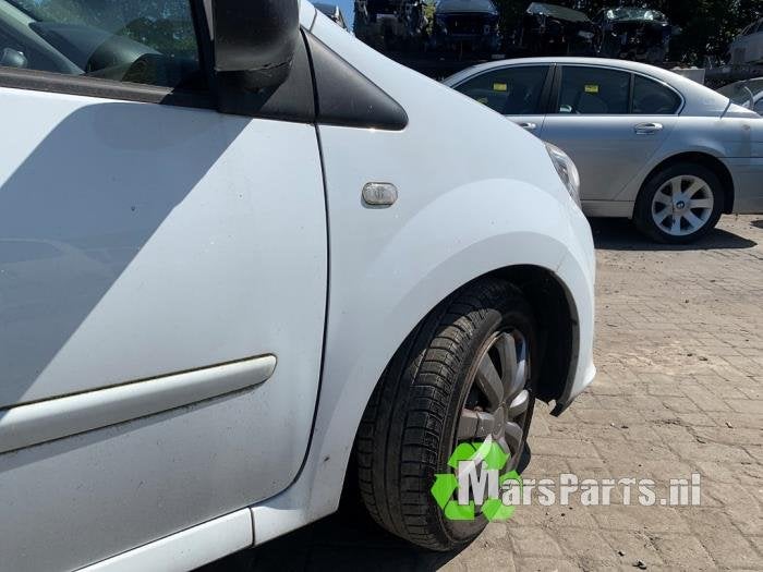 Scherm rechts-voor van een Renault Twingo, Gebruikt, -, Renault, -