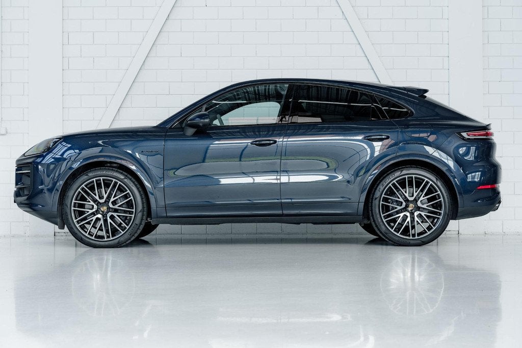 Porsche Cayenne Coupé 3.0 E-Hybrid Black Edition | Black Ed, Automaat, Gebruikt, 2995 cc, Blauw