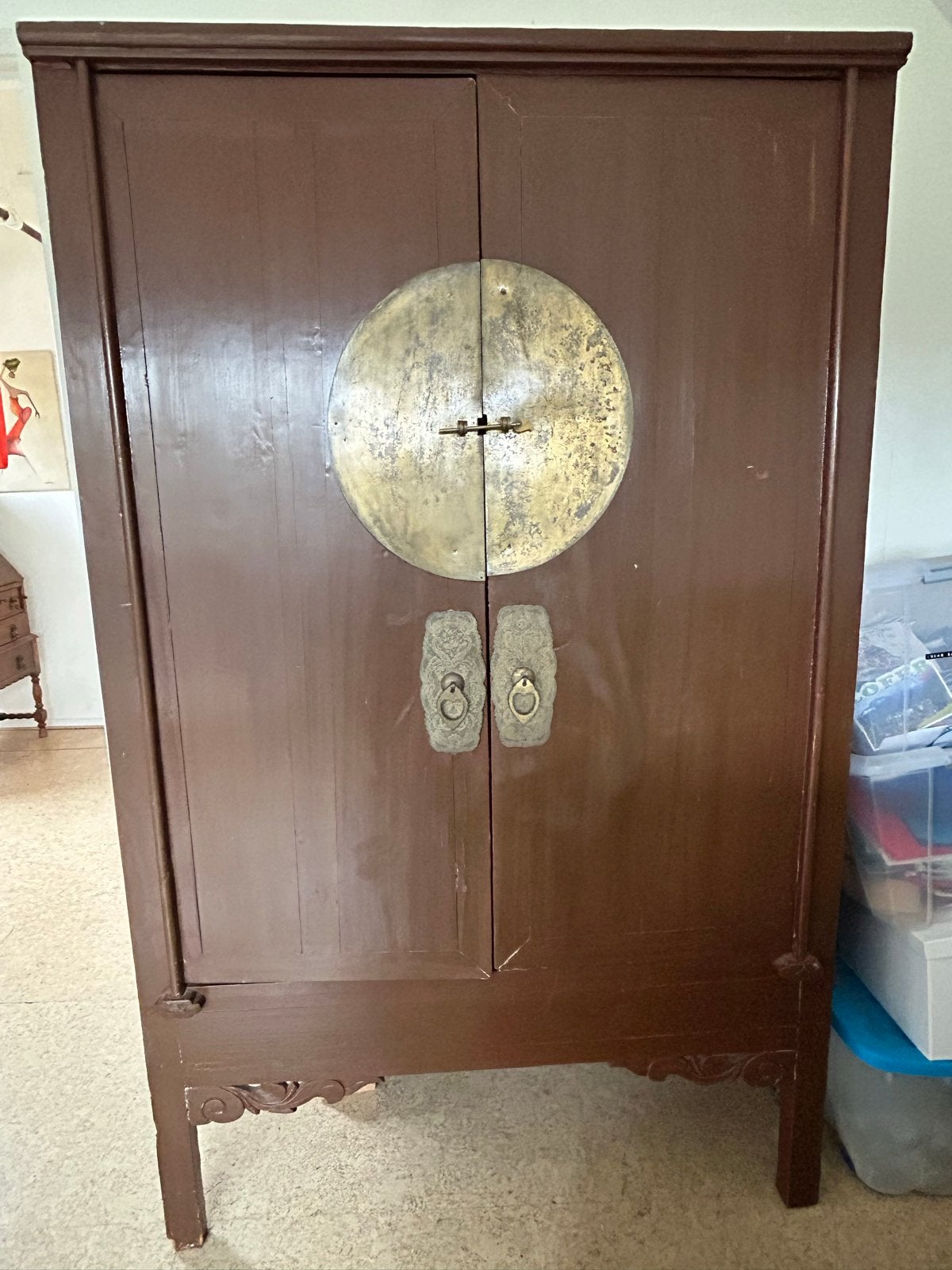 Antieke Chinese kast met messing beslag, Ophalen