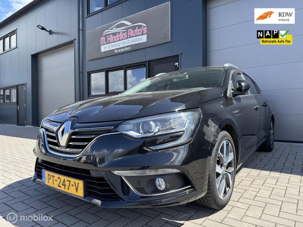 Renault Megane Estate 1.5 dCi BÖSE, Auto's, Voorwielaandrijving, Gebruikt, 4 cilinders, Zwart