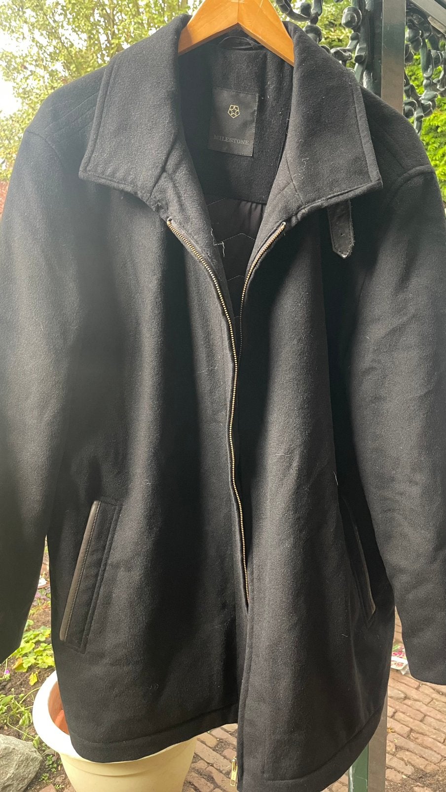 Te koop: wollen winterjas, Milestone, zwart, maat L, Ophalen of Verzenden, Zo goed als nieuw, Zwart