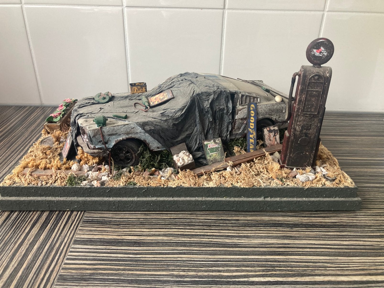 Ford Mustang Shelby Diorama Ertl, Hobby en Vrije tijd, Modelauto's | 1:18, Ophalen of Verzenden, Nieuw, Auto, ERTL