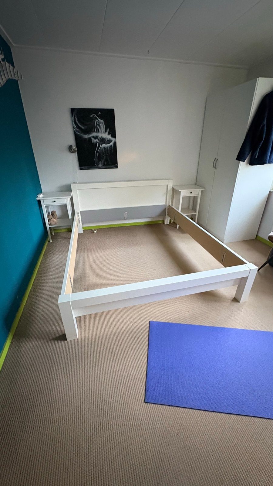 Bed ombouw 160x200 met 2 nachtkastjes), Ophalen, Gebruikt