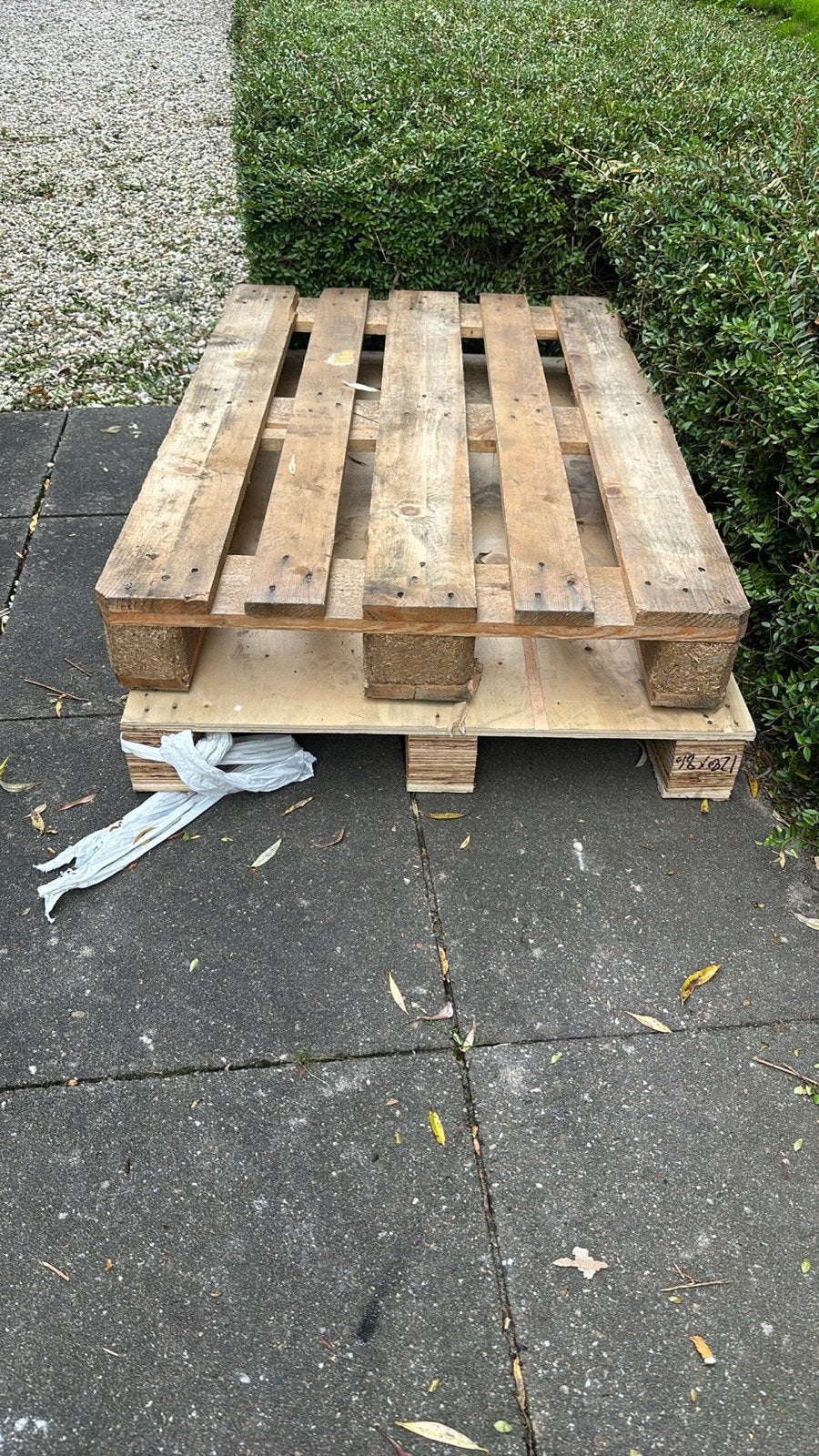 Gratis Stevige houten Epal pallet en gewone pallet, Ophalen