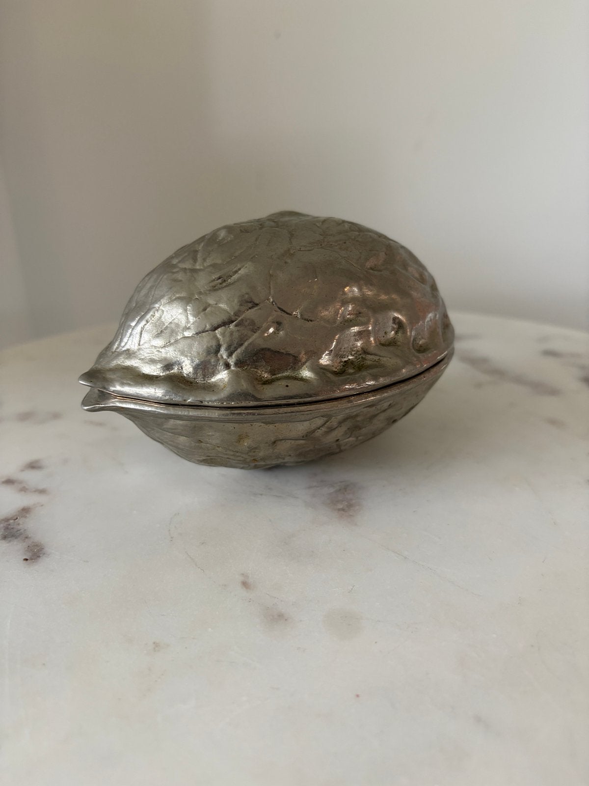 Vintage metalen walnoot notenkraker in walnootvorm, Ophalen of Verzenden