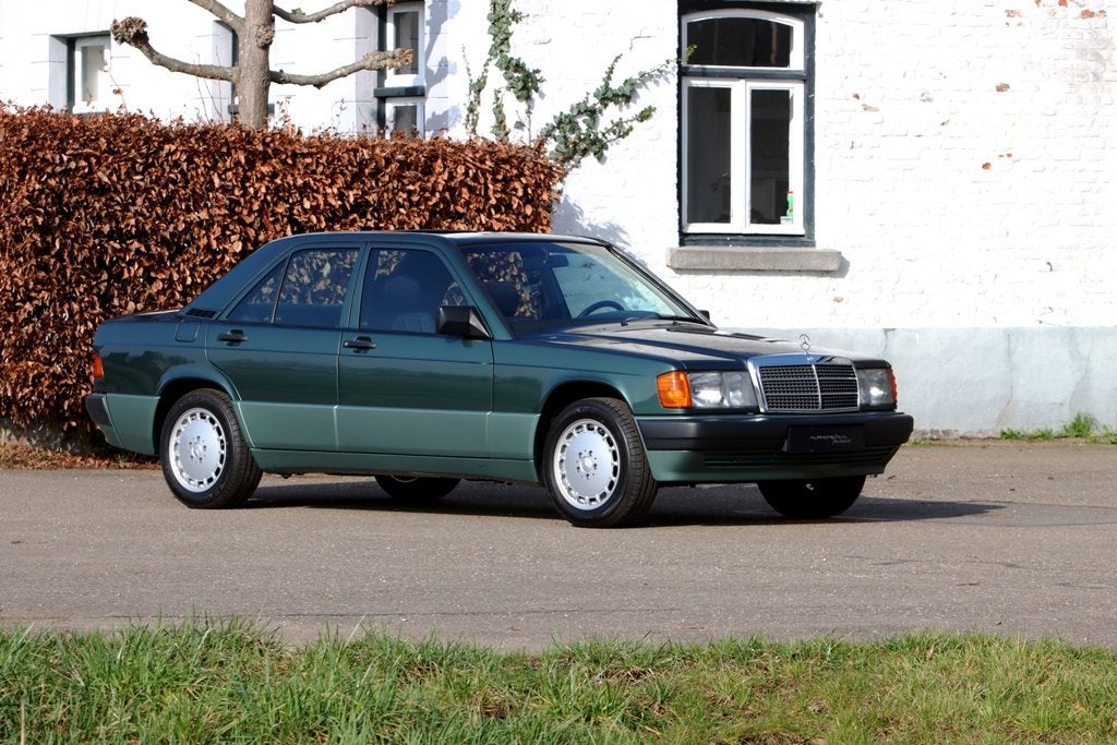 Mercedes-Benz 190 1.8 E Automatic 269 Pictures online, Automaat, Zwart, Bedrijf, Sedan
