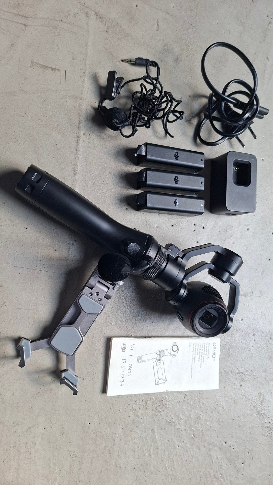 DJI Osmo gimbal handheld camera met accessoires, Overige soorten, Zo goed als nieuw, Externe microfoon, Camera