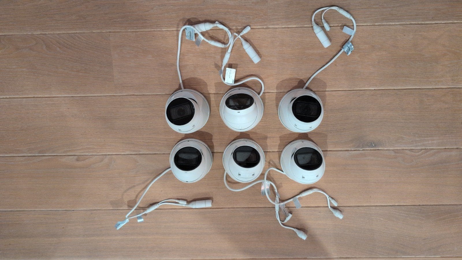 6x Dahua 2MP WizSense IP Camera (DH-IPC-HDW3241TP-ZAS), Ophalen of Verzenden, Zo goed als nieuw, Buitencamera