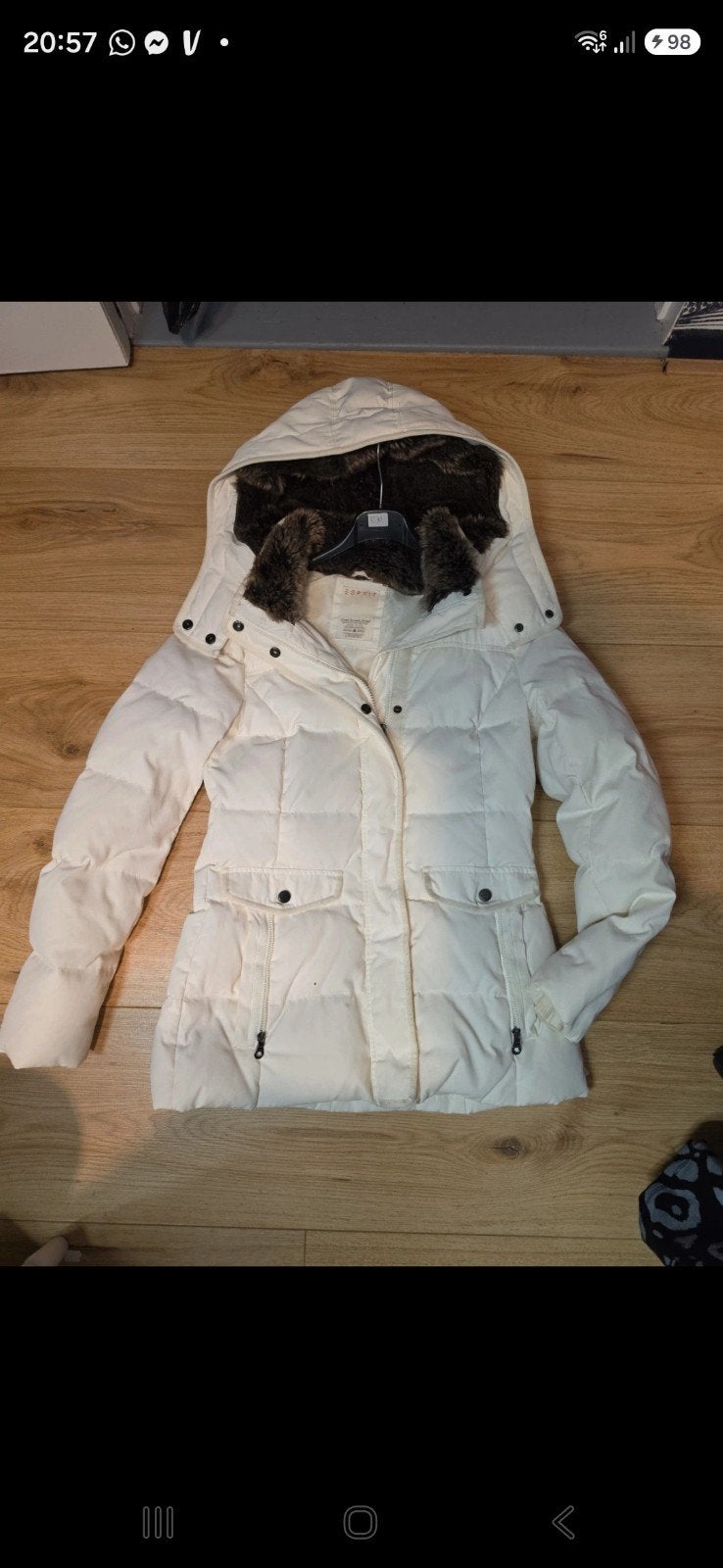 Gezocht: gratis kleding, schoenen en andere spullen, Kleding | Dames, Ophalen of Verzenden, Gedragen, Overige kleuren