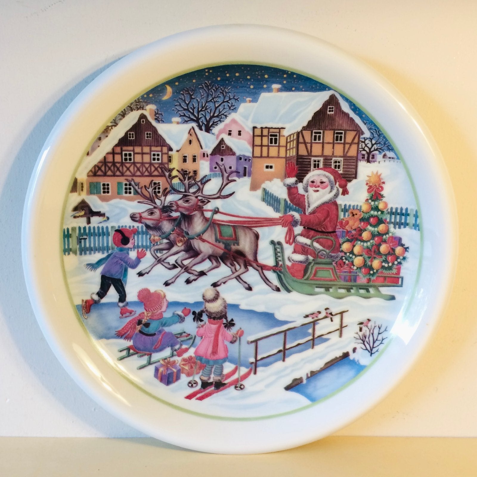 Vintage Kerstbord met Kersttafereeltje Arzberg Germany, Diversen, Kerst, Ophalen of Verzenden, Zo goed als nieuw