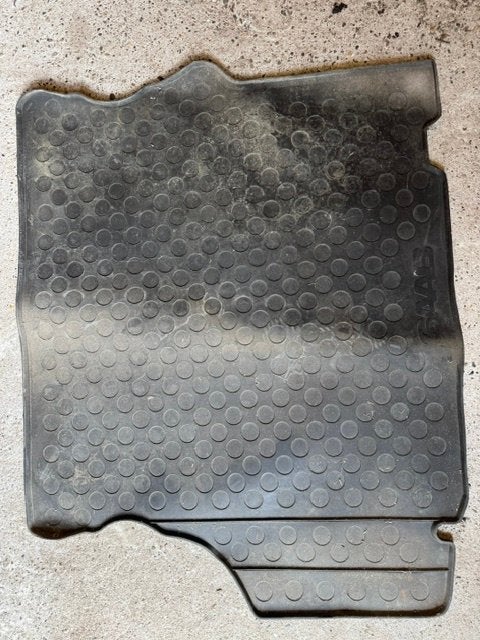 Saab 9-5 kofferbak rubber mat kofferbakmat, Auto-onderdelen, Interieur en Bekleding, Ophalen of Verzenden, Gebruikt, Saab