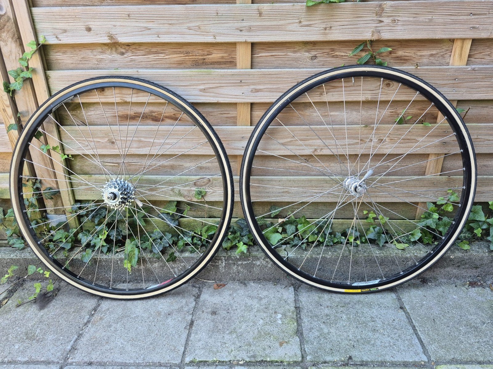 Campagnolo wielen met Vittoria banden - Zo goed als nieuw, Fietsen en Brommers, Campagnolo, Zo goed als nieuw, Aluminium, Racefiets