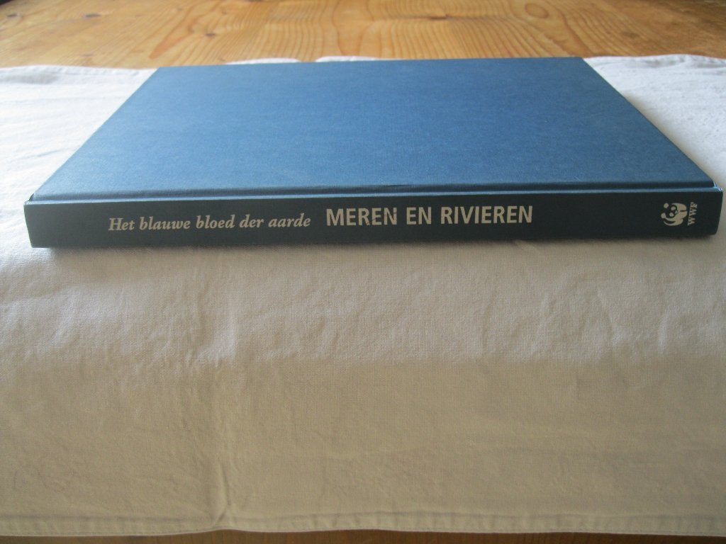 natuur: WNF/WWF, Meren en rivieren, Het blauwe bloed aarde, Boeken, Ophalen of Verzenden, Gelezen, Natuur algemeen, Elsevier