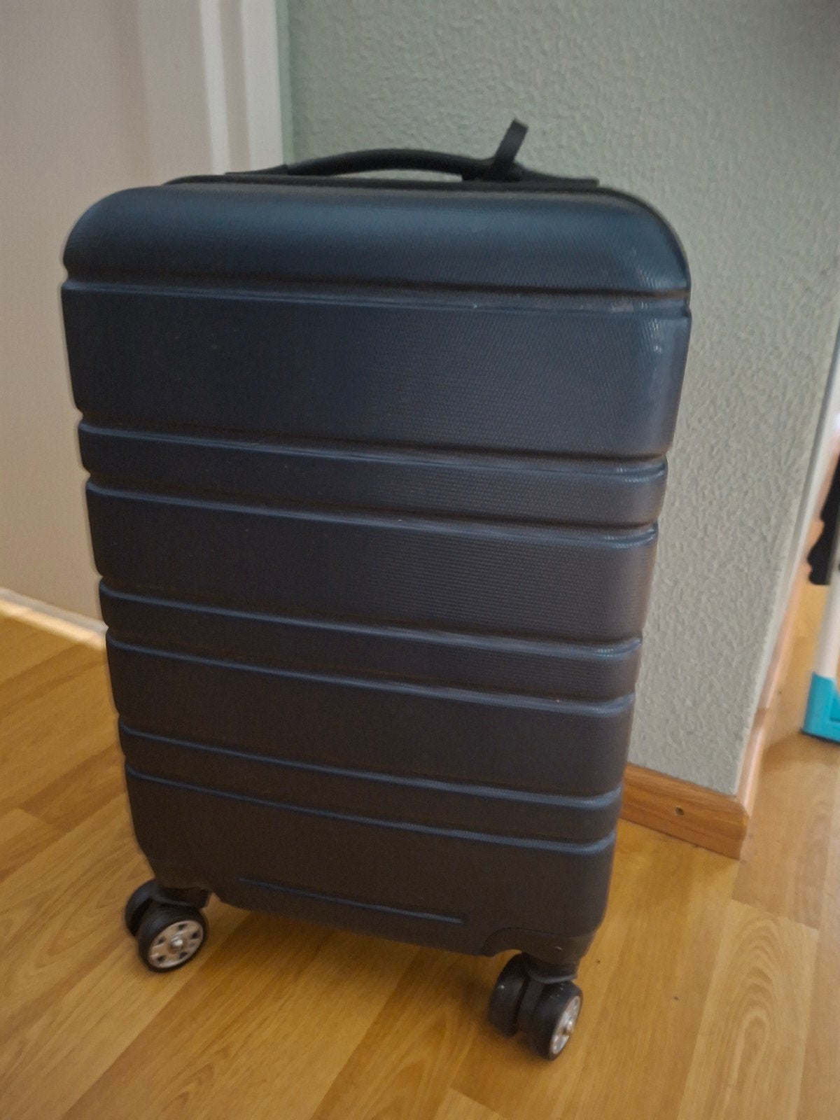 Baggagekoffer / koffer / koffertje, Ophalen, Hard kunststof, Nieuw, Minder dan 50 cm