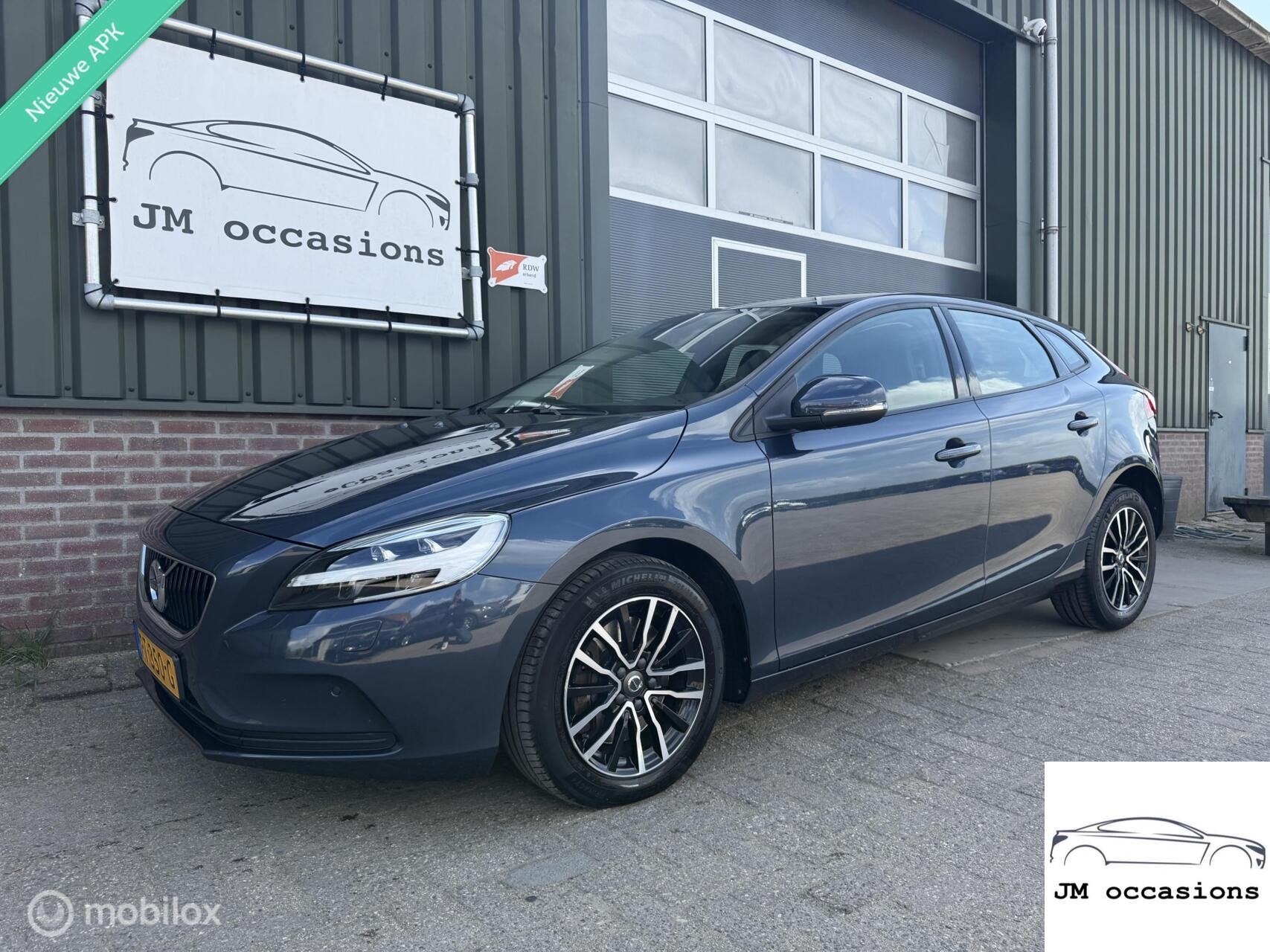 Volvo V40 1.5 T2 Nordic+|Clima|Cruise|Stoel vw|Navi|Blueto, Euro 6, 4 cilinders, 700 kg, Blauw