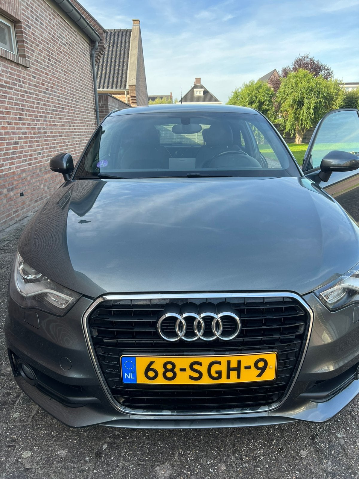 Audi A1 S-line 2011 120.735km, Voorwielaandrijving, 4 cilinders, 4 stoelen, Leder en Stof