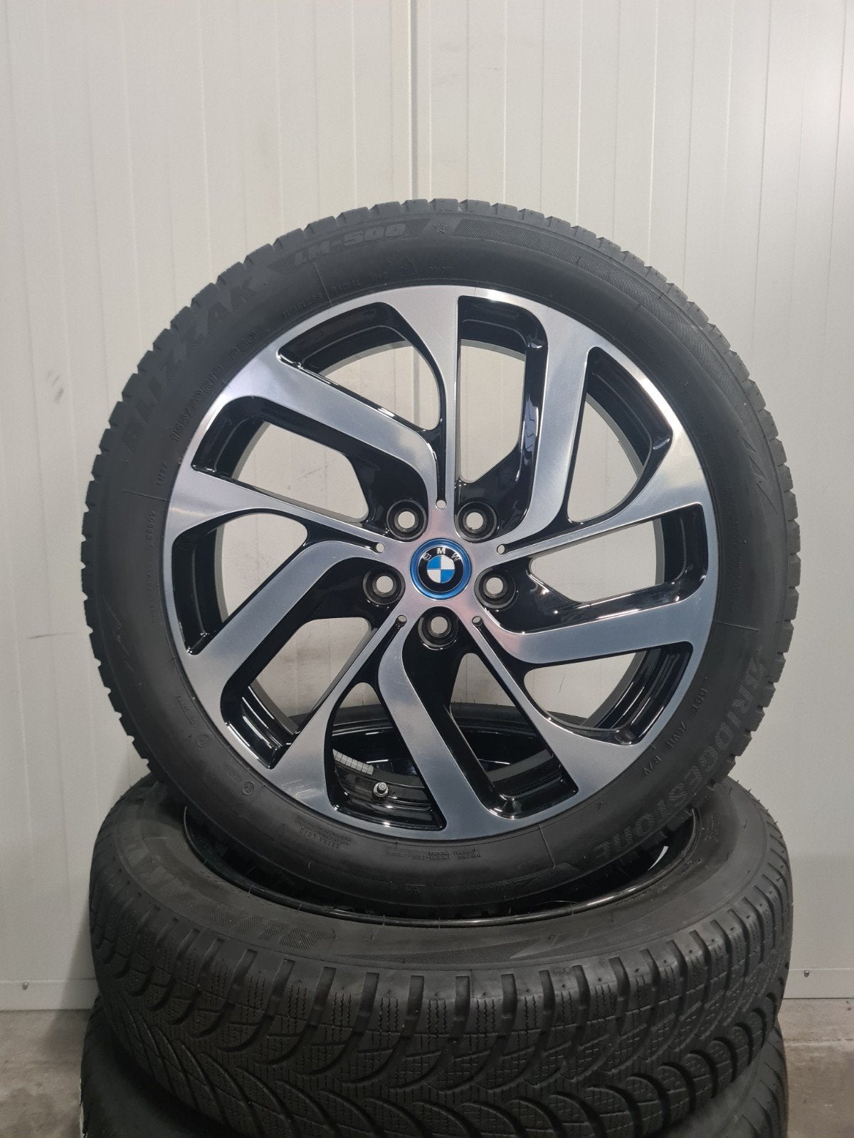 19' BMW i3 I01 Styling 428 Bicolor met winterbanden, 19 inch, 155 mm, Banden en Velgen, Personenwagen