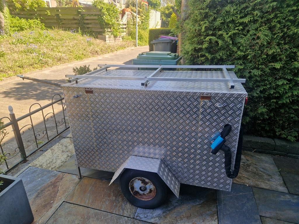 Aluminium aanhanger - niet meer in gebruik, Watersport en Boten, Hengelsport | Karpervissen, Ophalen of Verzenden