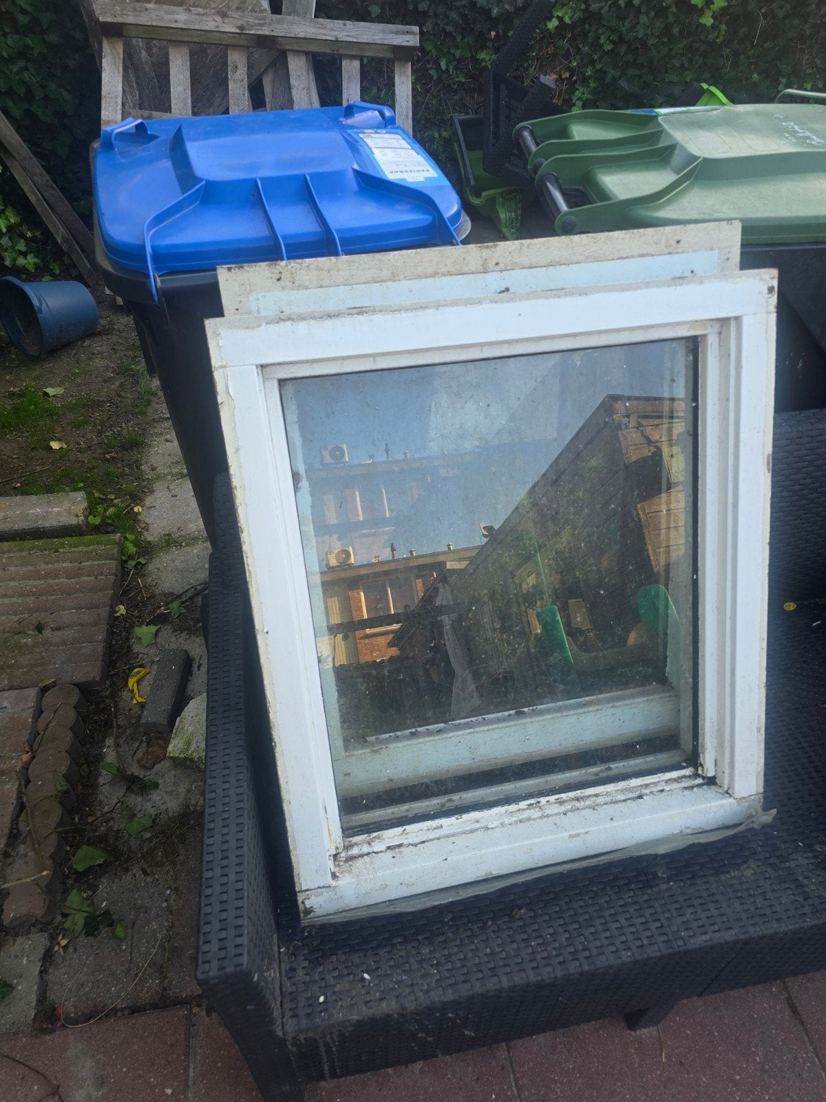 2x kozijnen met glas garage hok schuur, Gevelraam of Ruit, Gebruikt, Minder dan 80 cm, Minder dan 80 cm