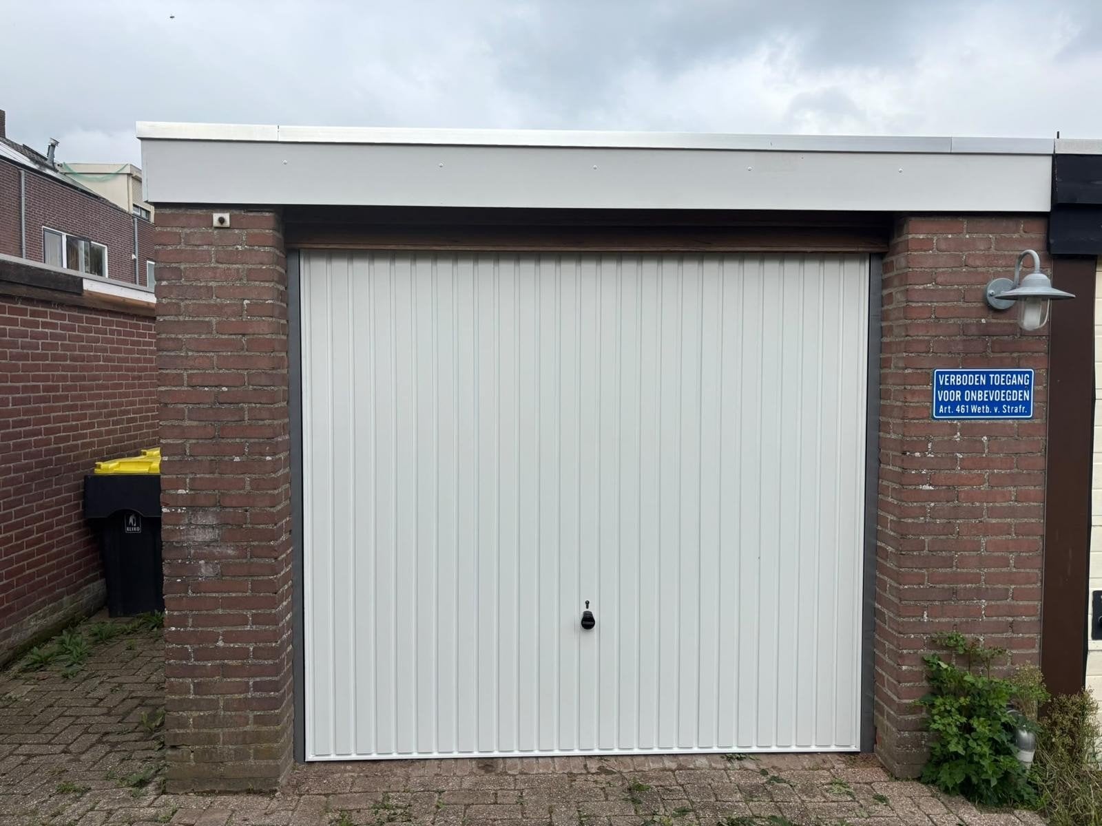 TE KOOP GARAGEBOX HEINENOORD.