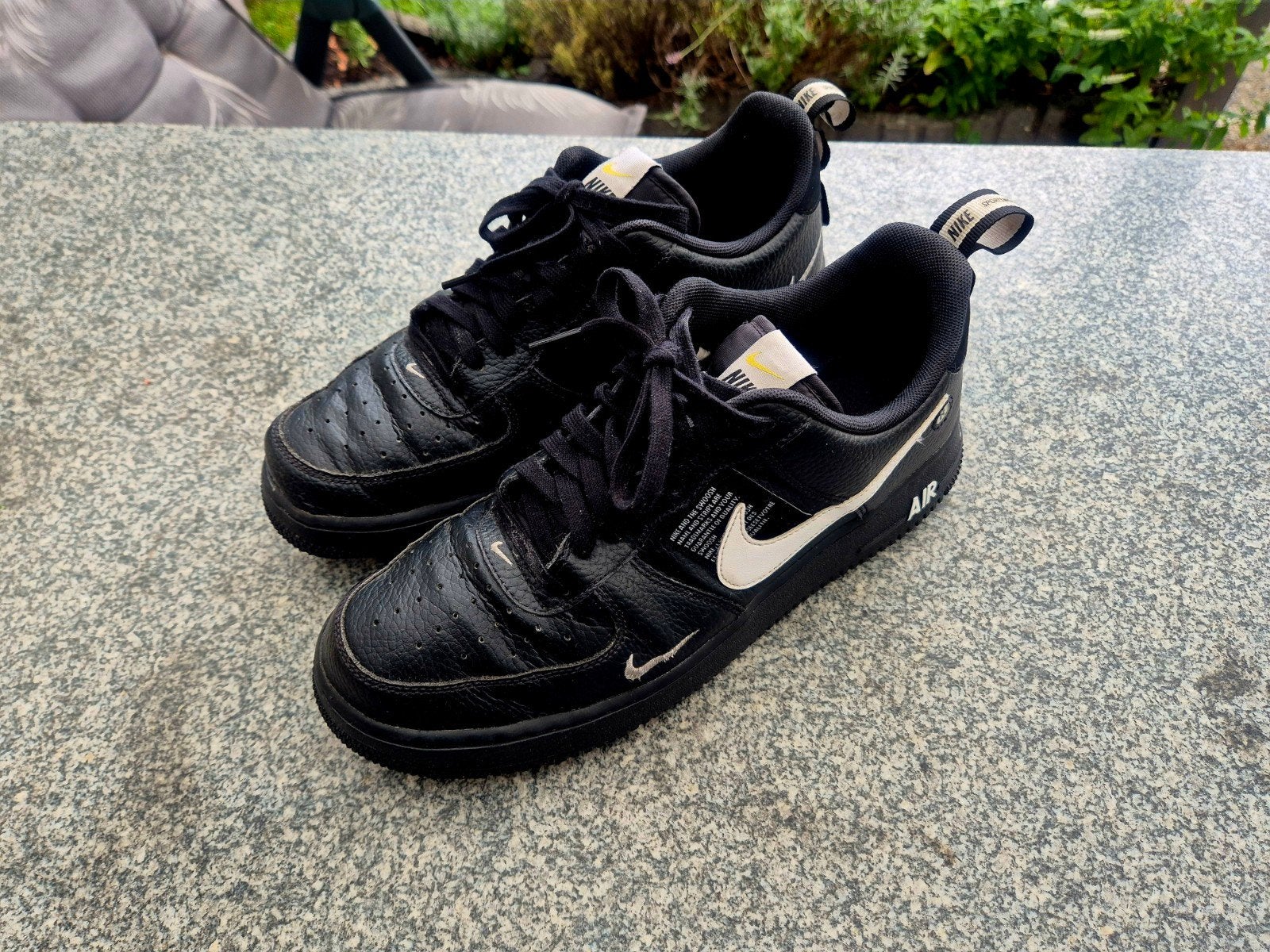 Nike Air Force 1 '07 LV8 Utility Black, Ophalen of Verzenden, Zwart