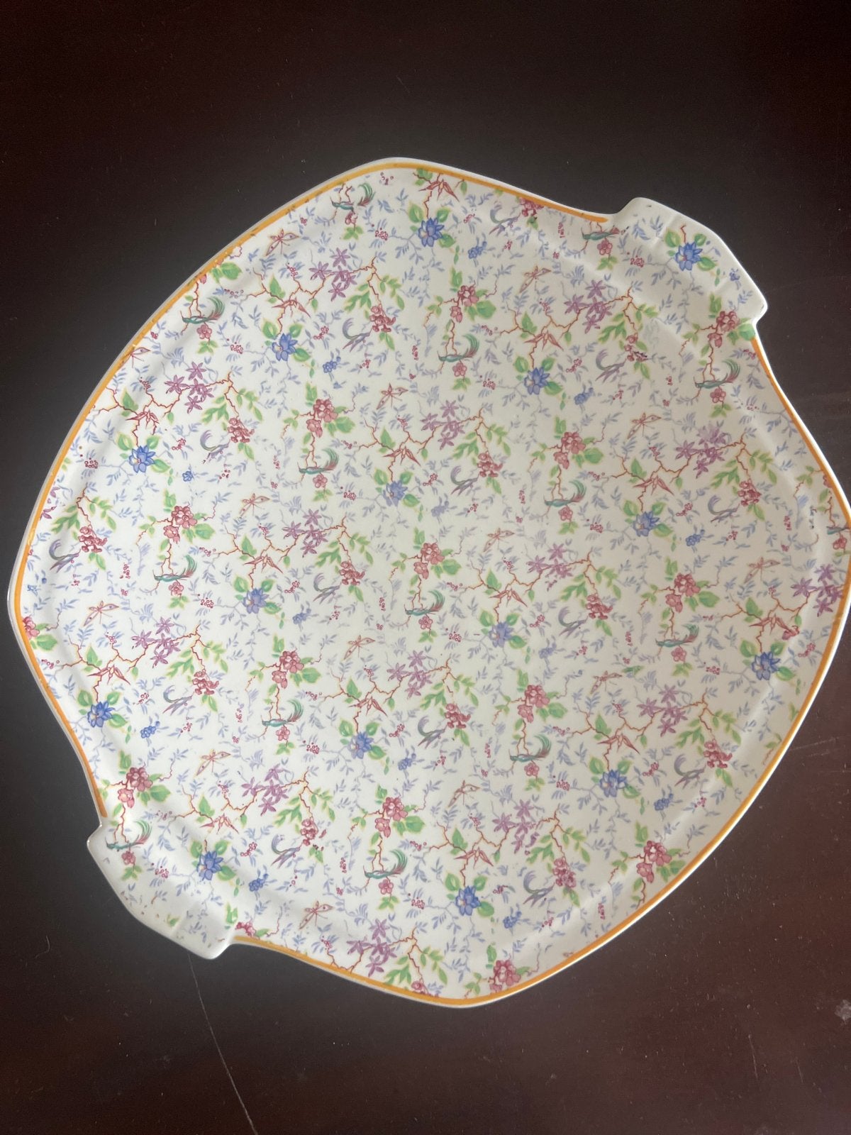 Antieke Maastrichtse serveerschaal met bloemmotief, Antiek en Kunst, Antiek | Servies los, Ophalen of Verzenden