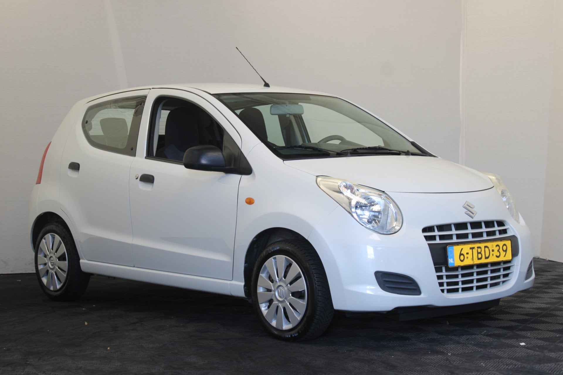 Suzuki Alto 1.0 Comfort EASSS (bj 2014), Auto's, Voorwielaandrijving, Euro 5, Stof, Gebruikt