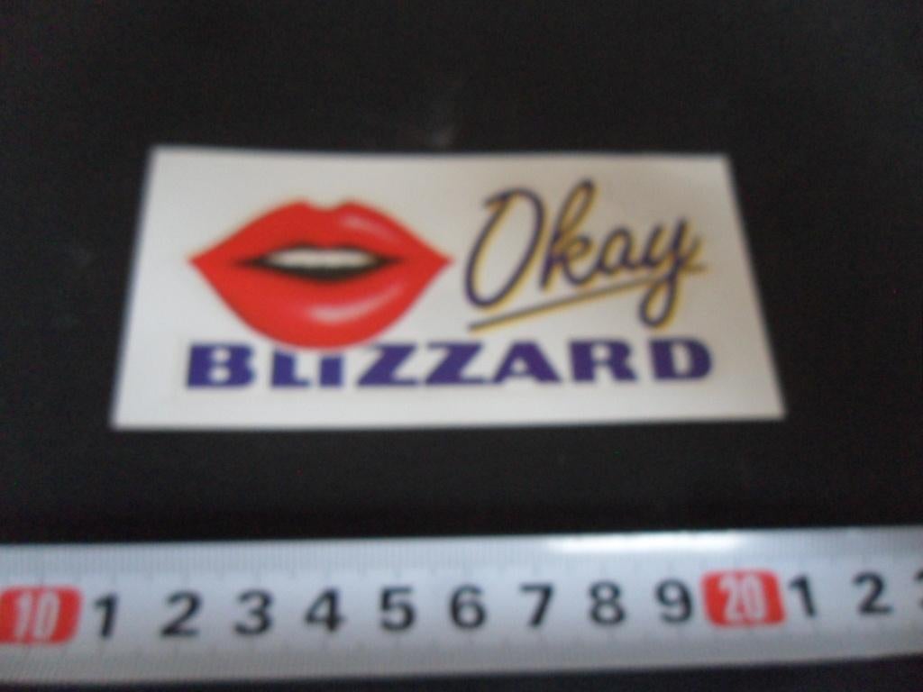 sticker OKAY  BLIZZARD, Verzamelen, Stickers, Zo goed als nieuw, Ophalen