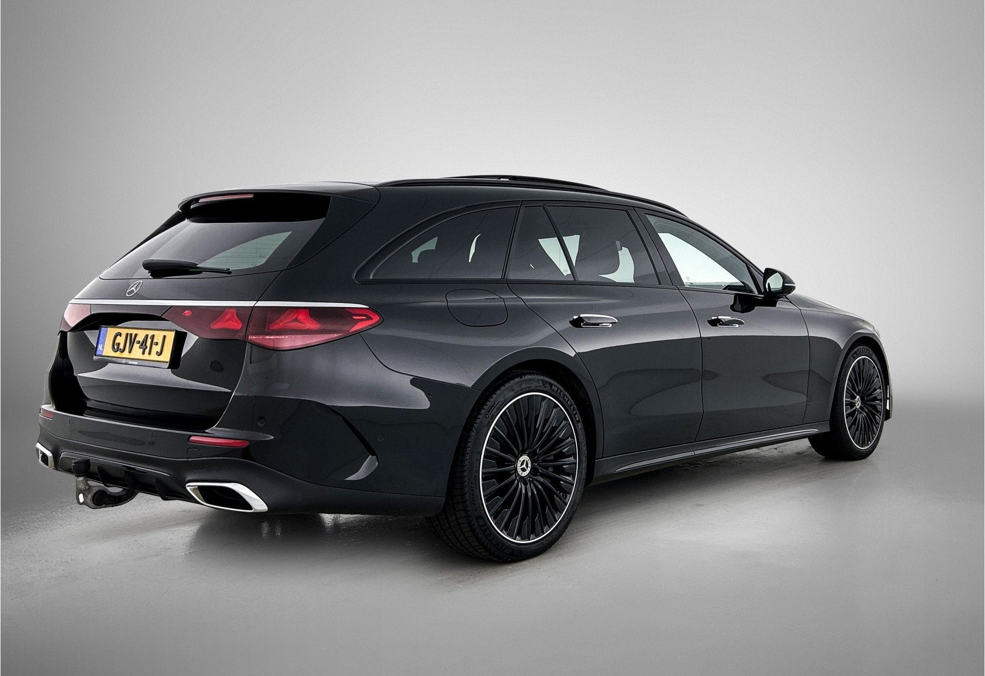 Mercedes-Benz E-Klasse Estate 300 e AMG-line Premium Plus |, Automaat, 12 maanden, 4 cilinders, Zwart