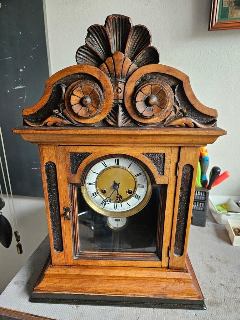 Tafel klok gustav bekker, Ophalen of Verzenden