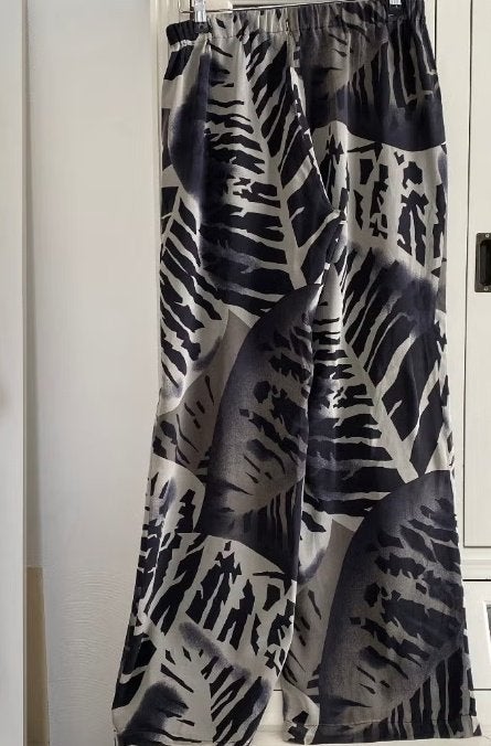 Marina Rinaldi zijde broek beige zwart 38/40-42, Kleding | Dames, Maat 38/40 (M), Overige typen, Zwart, Ophalen of Verzenden