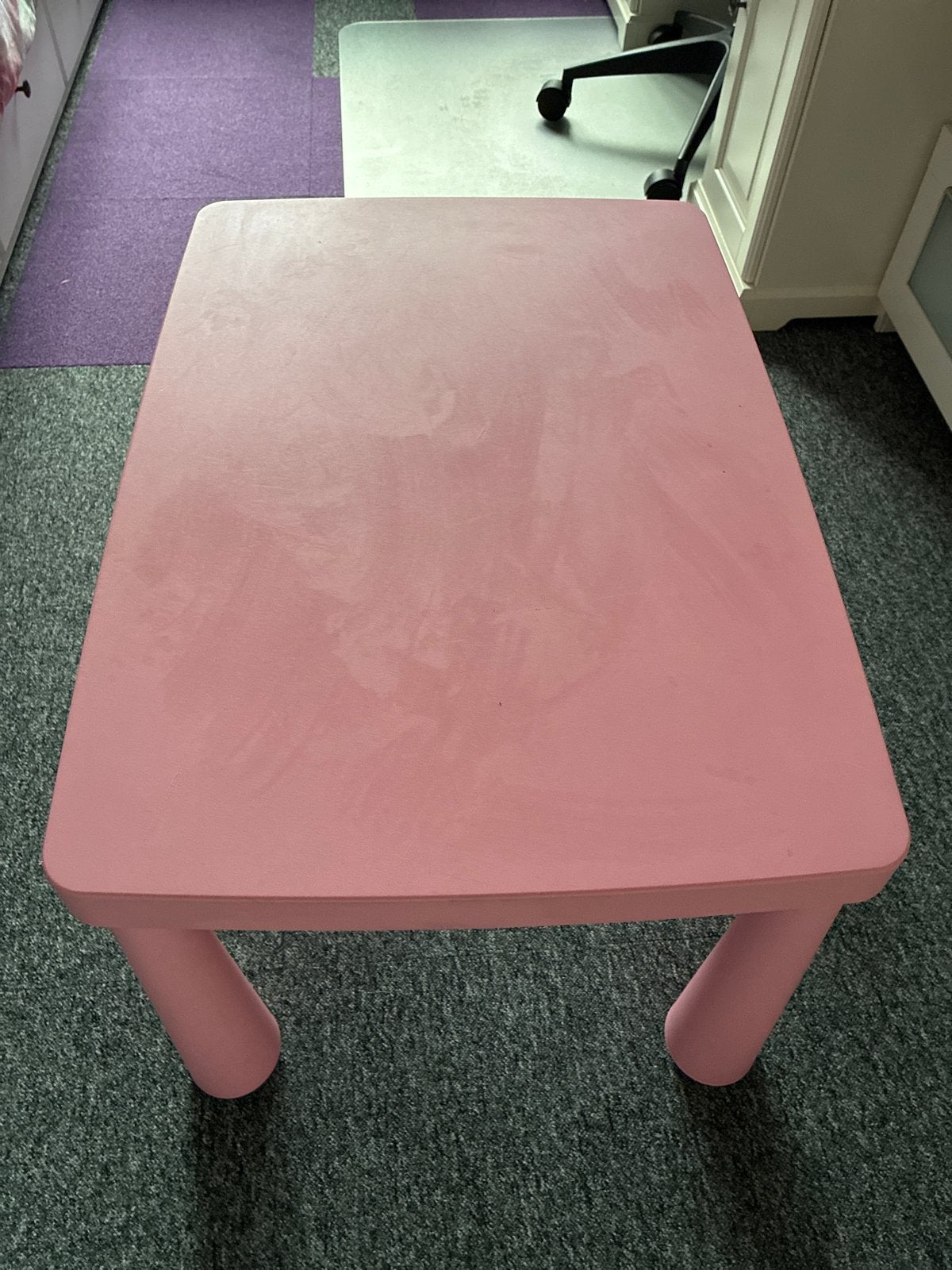 Roze kinderbureautje/speeltafel IKEA, Ophalen, Gebruikt, Tafel(s)