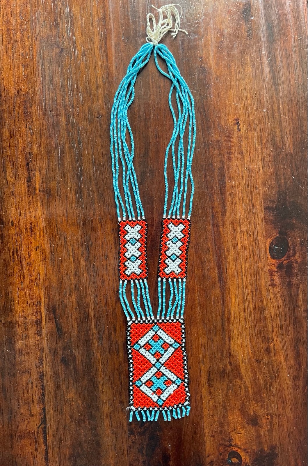 Handgemaakte kralenketting met uniek patroon, Ophalen of Verzenden, Zo goed als nieuw, Rood, Overige materialen