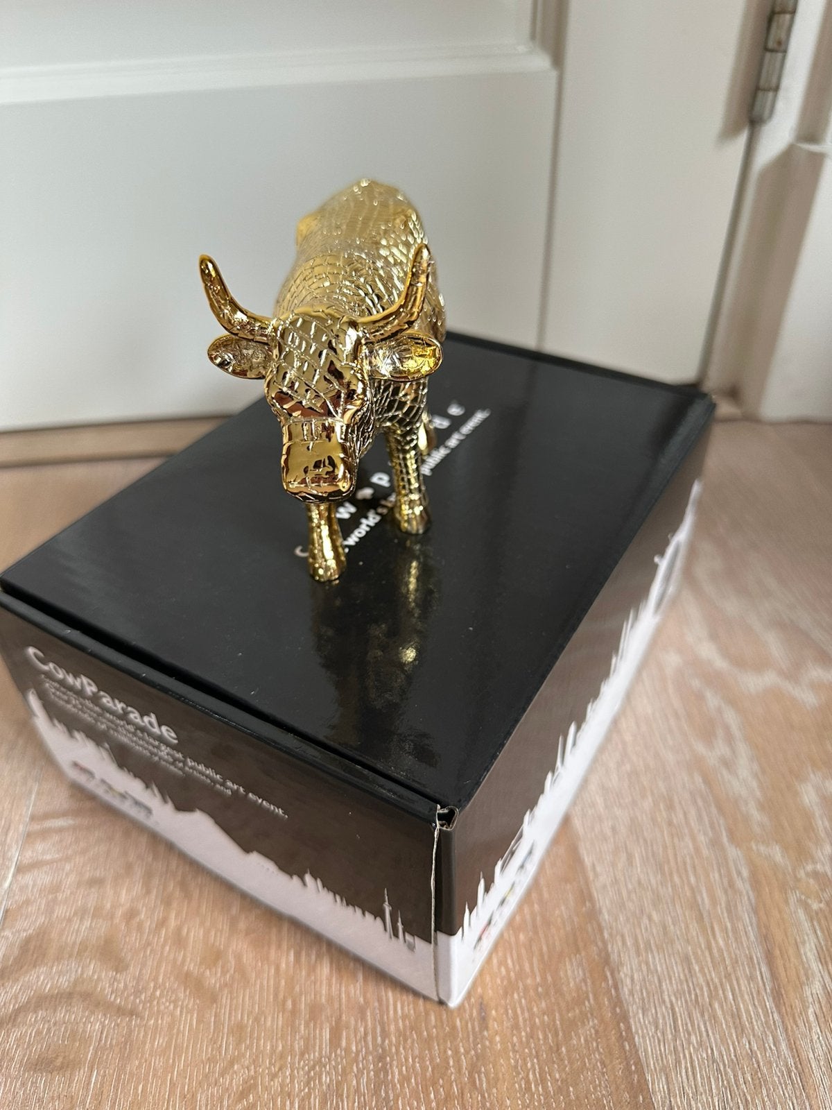 Cowparade Mira Moo meduim head up, Verzamelen, Beelden en Beeldjes, Ophalen of Verzenden, Nieuw, Dier