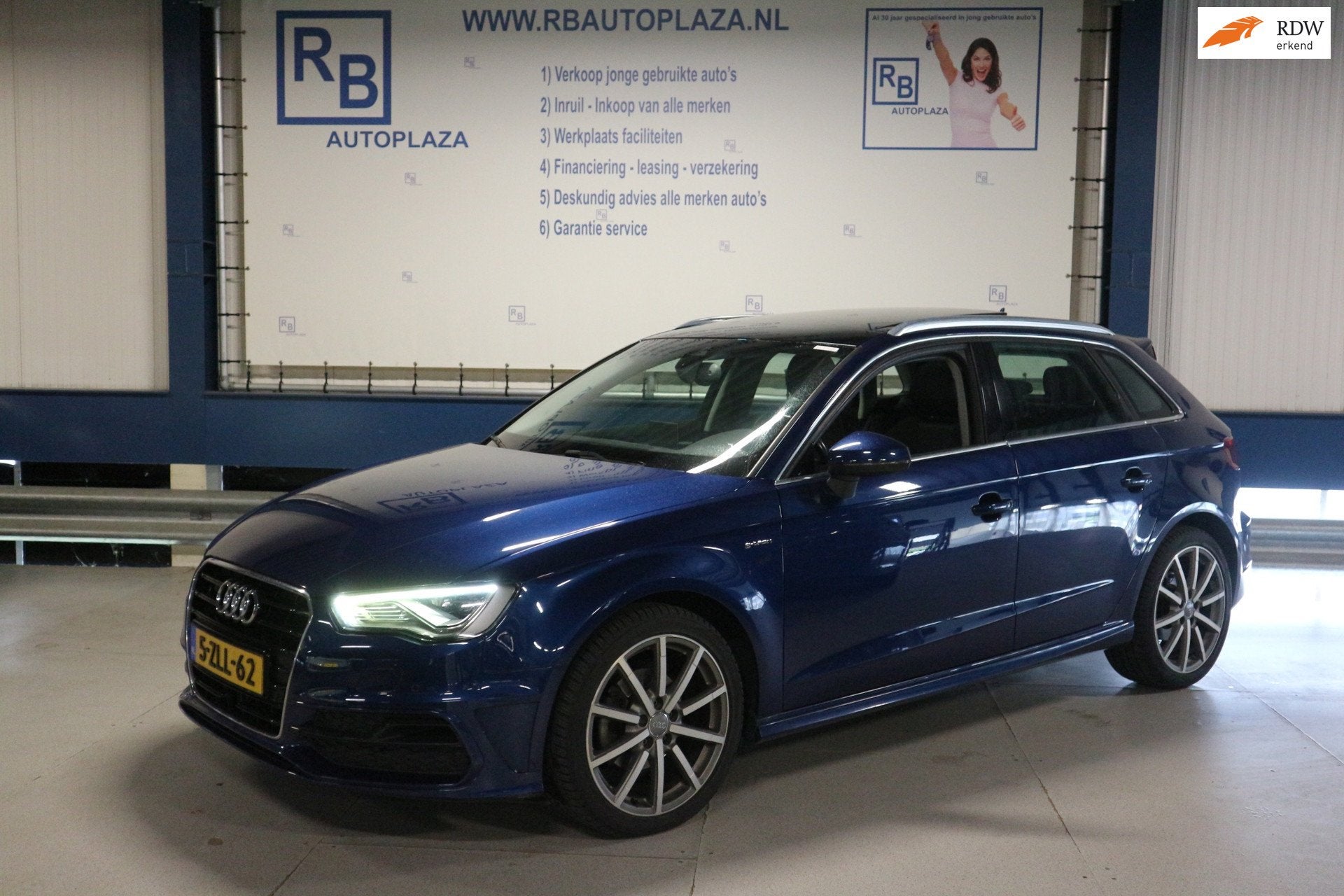 Audi A3 Sportback 1.4 TFSI S-LINE / AUTOMAAT / PANO ! ! ! !, Auto's, Gebruikt, Euro 6, 4 cilinders, CNG (Aardgas)