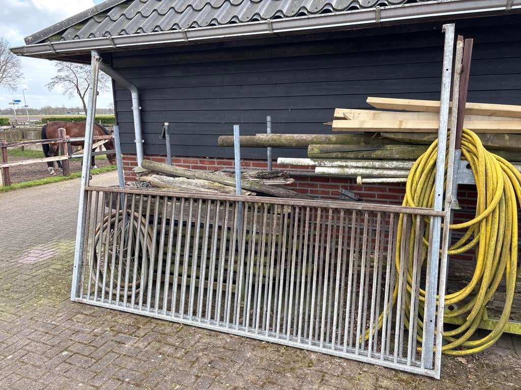 2 gegalvaniseerde hekken 3m x 1m, Ophalen, Gebruikt, Tuinhek, IJzer