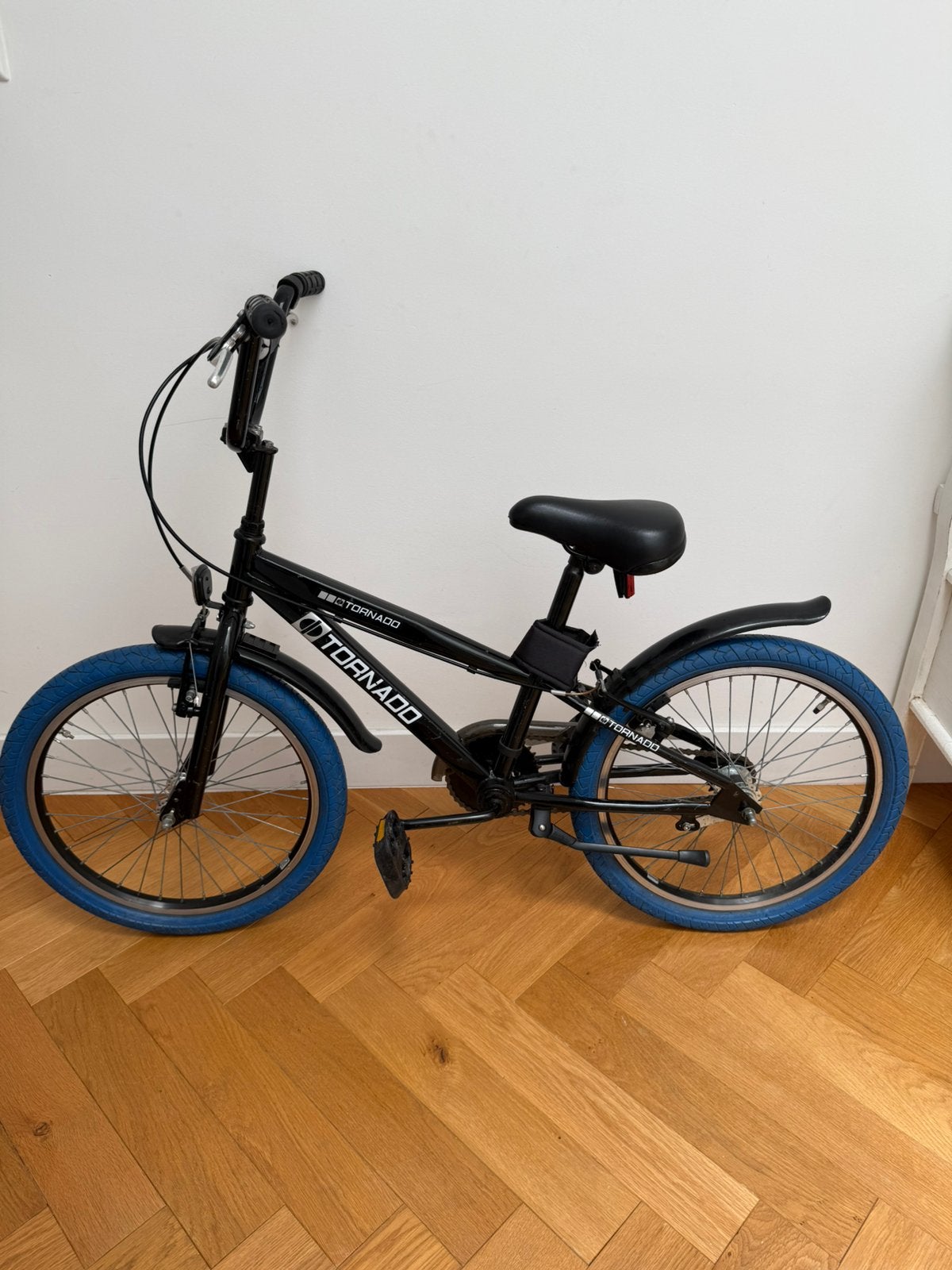 BMX Tornado 20 inch - Zwart kinderfiets, Fietsen en Brommers, Fietsen | Crossfietsen en BMX, Ophalen, Zo goed als nieuw, Staal