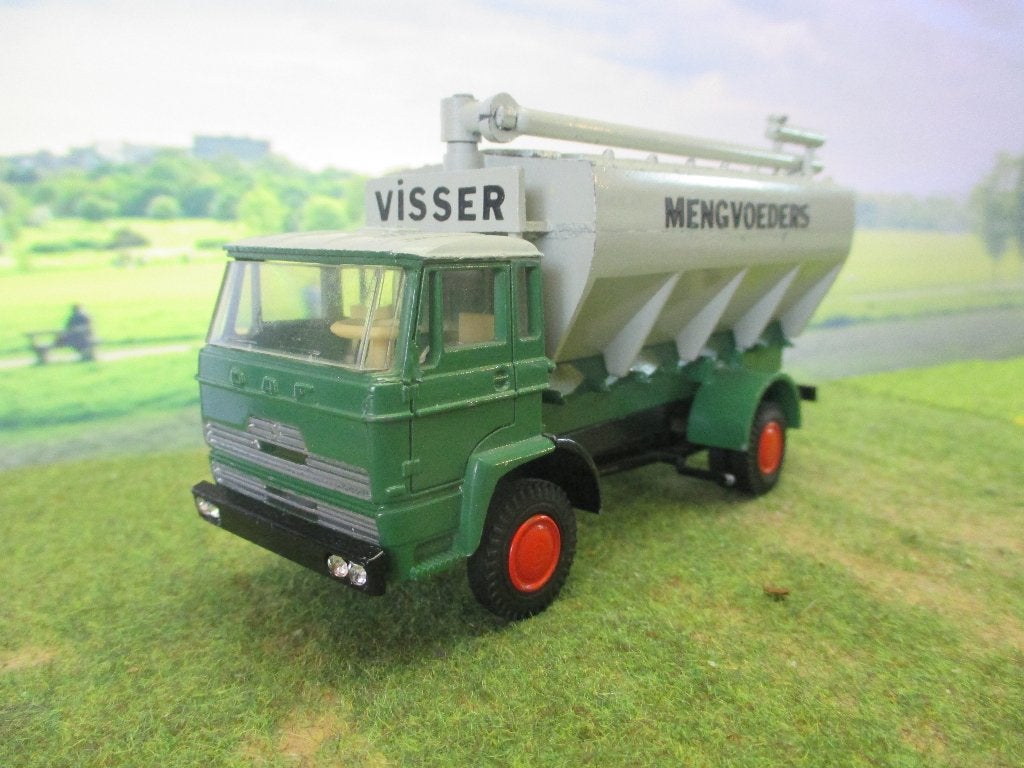 1/50 DAF 2000 Bulkwagen Lion No.47 Code 3 Visser Mengvoeders, Ophalen of Verzenden, Gebruikt, Bus of Vrachtwagen, Lion Toys