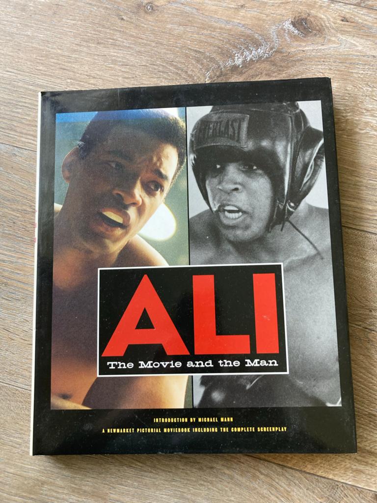 Muhammad Ali: A Pictorial Moviebook -, Ophalen, Gelezen