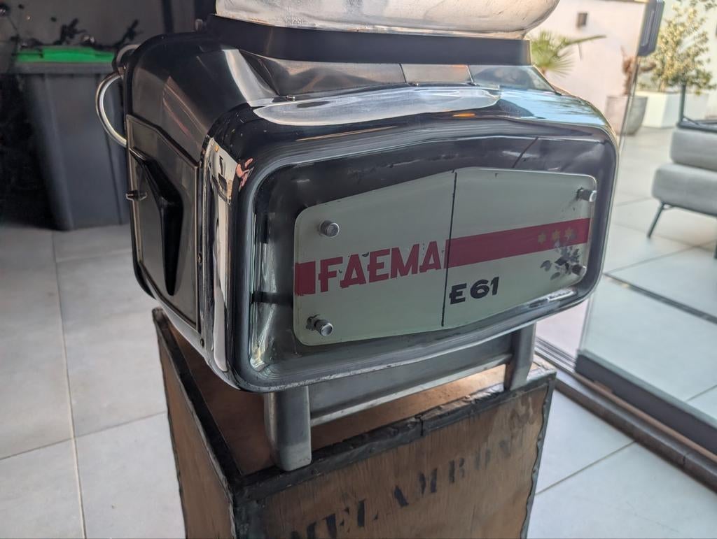 Faema E61 Espressomachine, Witgoed en Apparatuur, Ophalen, Koffiemachine