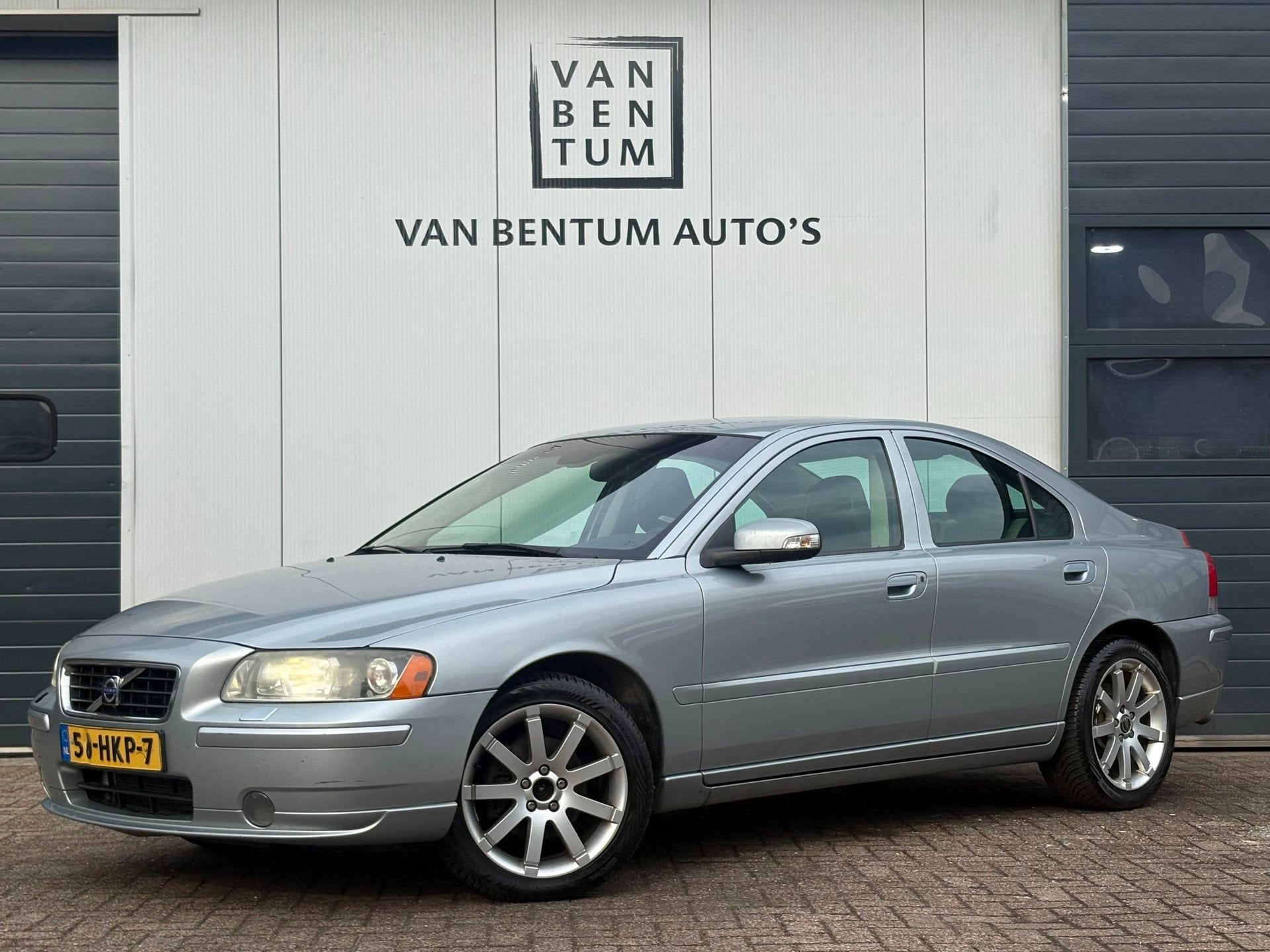 Volvo S60 2.4 D5 185pk Autom. Drivers Ed. Leder Clima Cruise, Auto's, Gebruikt, Zwart, 1494 kg, S60