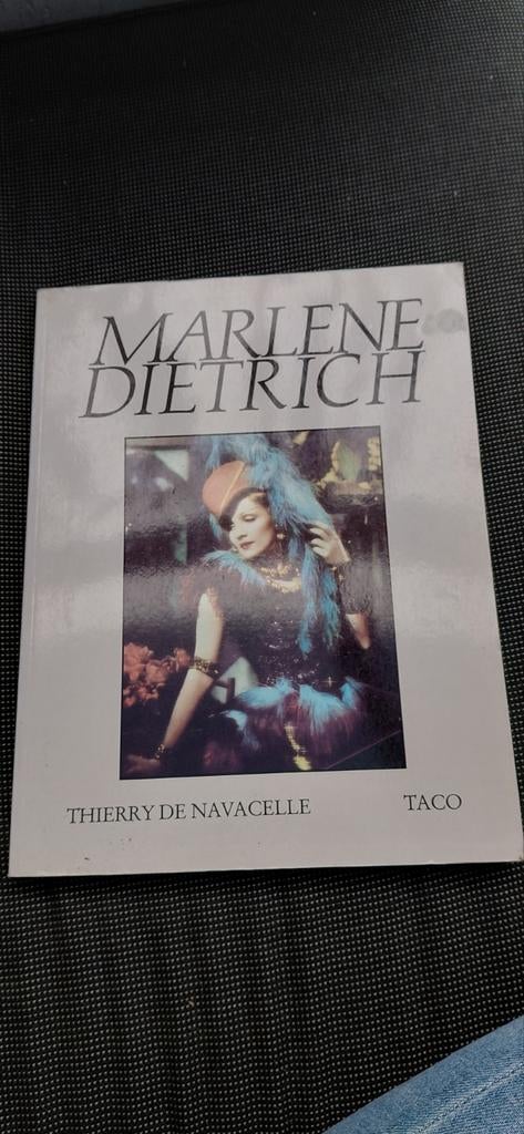 Marlene Dietrich Boek - Thierry de Navacelle, Boeken, Biografieën, Ophalen of Verzenden