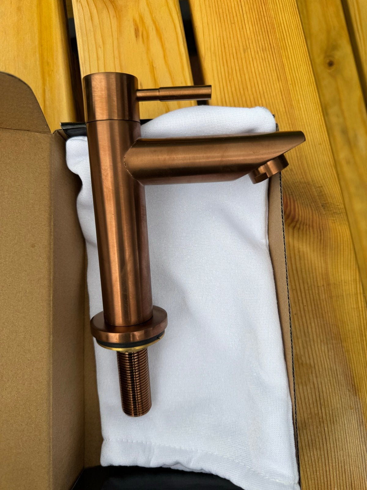 Fonteinkraan Koudwater Brons - Nieuw in doos kraan, Ophalen of Verzenden, Nieuw, Koper, Kraan