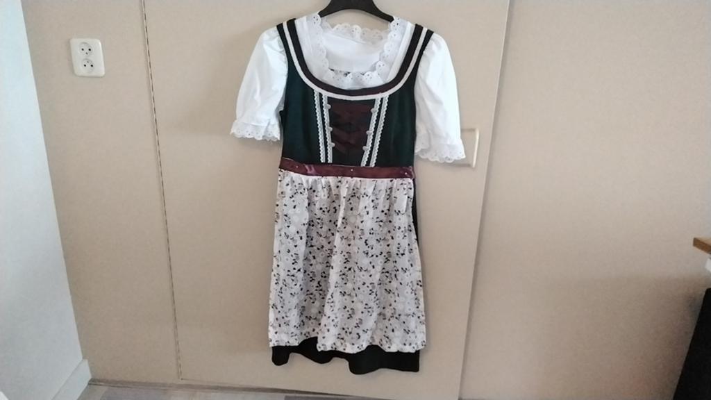 Dirndl jurk/carnaval., Kleding | Dames, Ophalen, Zo goed als nieuw, Maat 38/40 (M), Carnaval