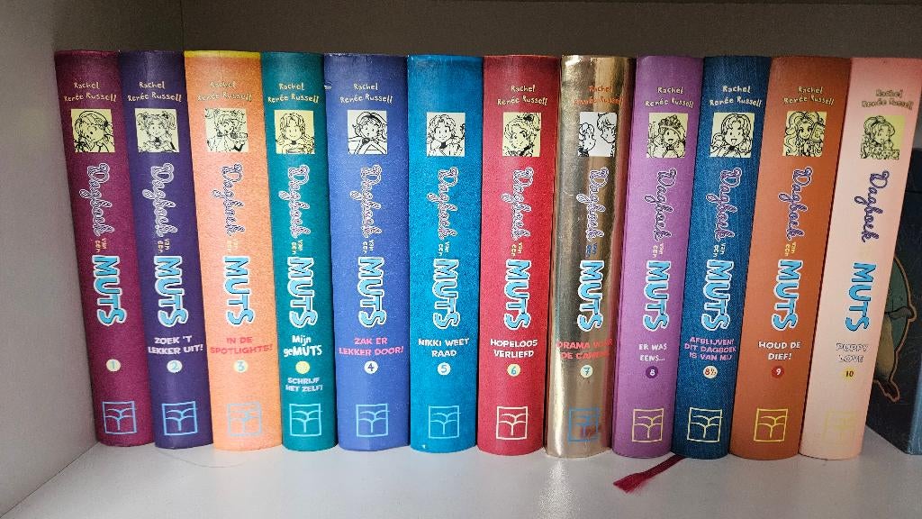 Dagboeken van een Muts – Humor & Avontuur, Rachel Renée Russell, Ophalen of Verzenden, Verhalen, Zo goed als nieuw