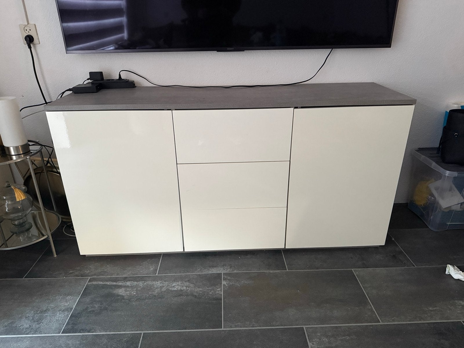 Moderne dressoir met lades en deuren, Ophalen, Kunststof, 150 tot 200 cm, Zo goed als nieuw