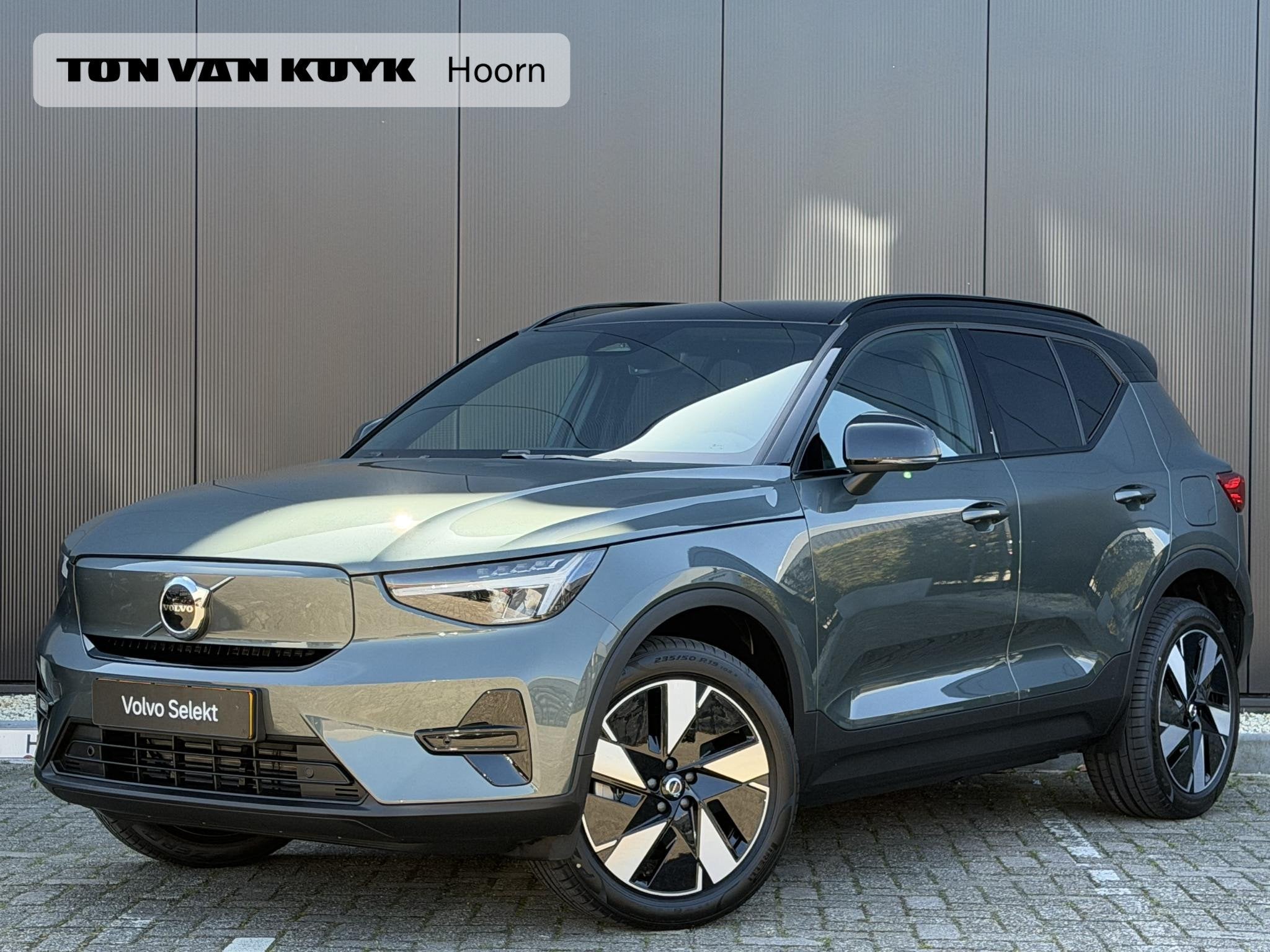 Volvo EX40 Single Motor Ext. Range Plus Bl. Ed Europa 82 kWh