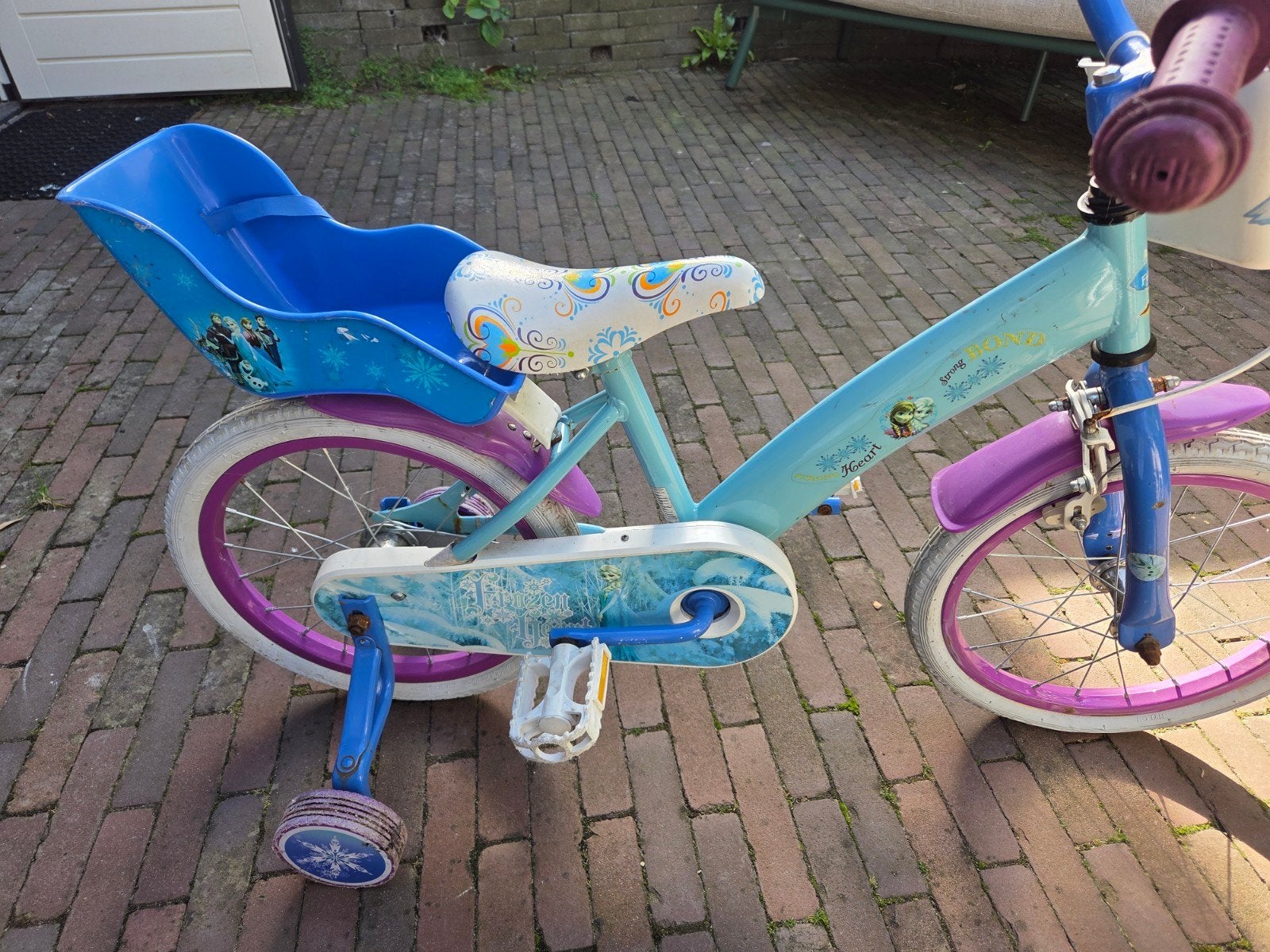 Peuterfiets met zijwieltjes, Ophalen, Terugtraprem, Zijwieltjes, Gebruikt